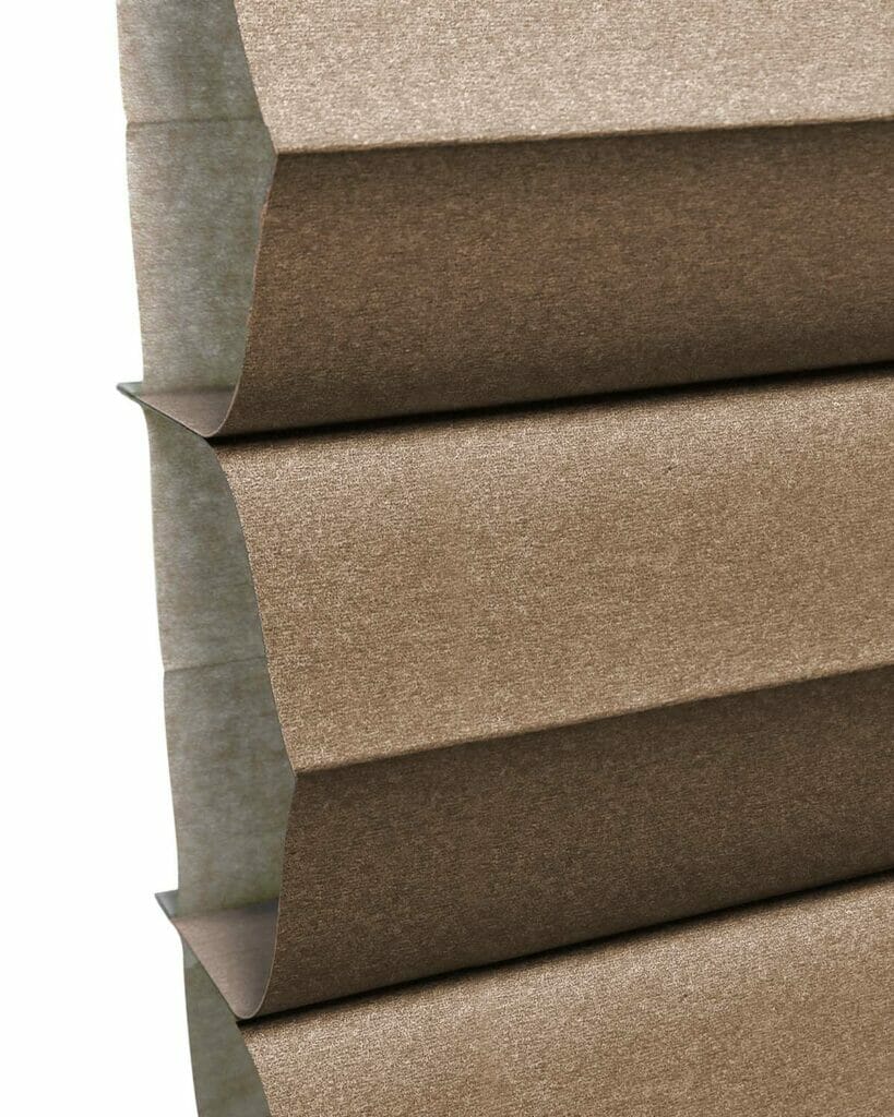 Grand Pleat T37-638 Warm Cocoa BO